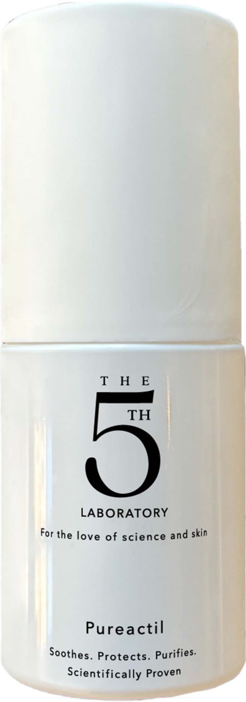 Hvit flaske med svart tekst som sier 'The 5th Laboratory,' 'For the love of science and skin,' og 'Pureactl.'