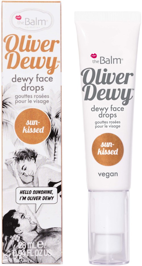 Een huidverzorgingsproduct genaamd 'theBalm Oliver Dewy dewy face drops' met 'sun-kissed' geur en vegan label, afgebeeld met verpakking.