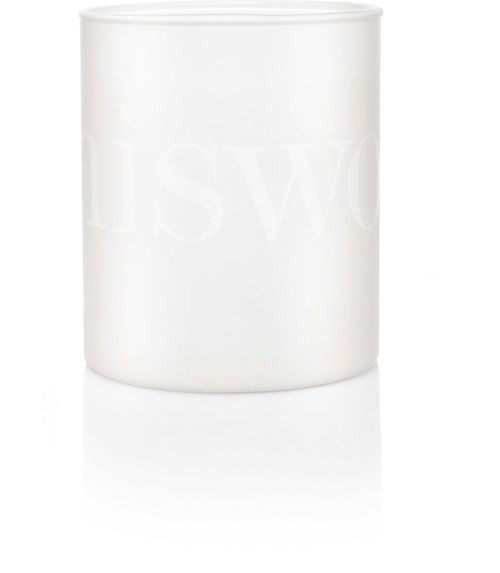Een eenvoudige witte ronde container met een zwak tekstontwerp op het oppervlak.
