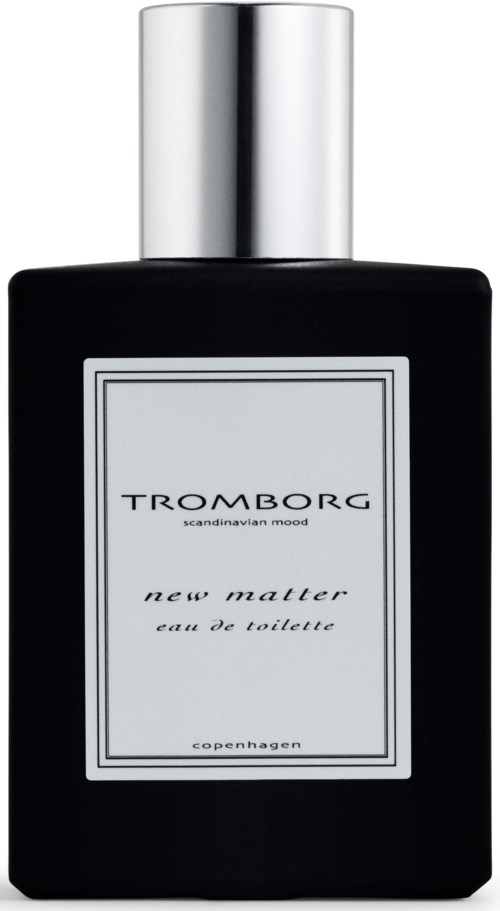 Eine schwarze Flasche mit silberner Kappe, beschriftet Tromborg, enthält einen Duft namens new matter. Es sieht elegant aus.