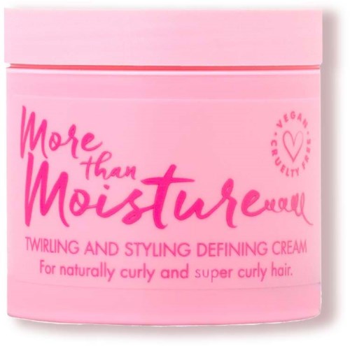 Runddose mit Locken- und Stylingcreme für natürlich lockiges Haar. Text: More than Moisture.