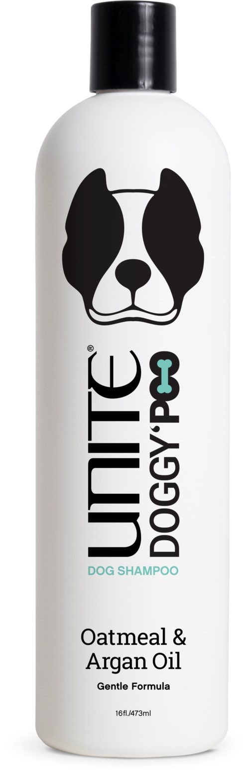 Eine weiße Flasche mit schwarzem Deckel, mit Hundegesichtzeichnung und Etikett für Hundeshampoo mit Hafer und Arganöl.