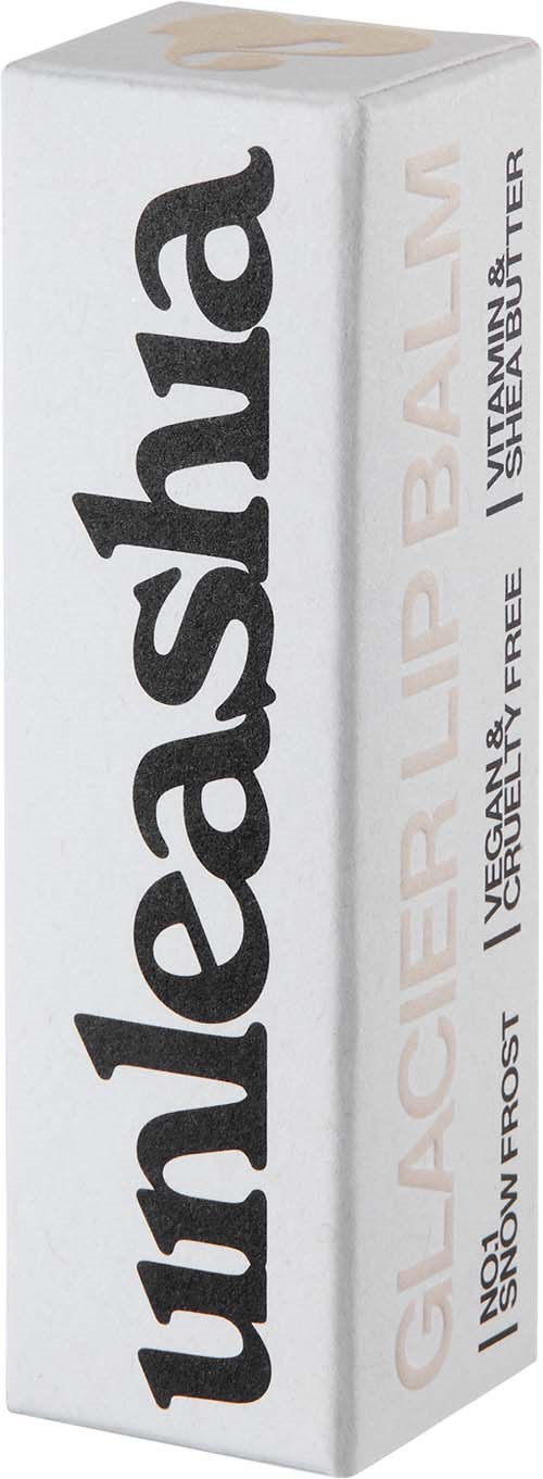 Een wit rechthoekig doosje met 'unleashaha' en productinformatie, waaronder 'Glacier Flip Balm' en 'Vegan & Cruelty Free' in zwarte tekst.