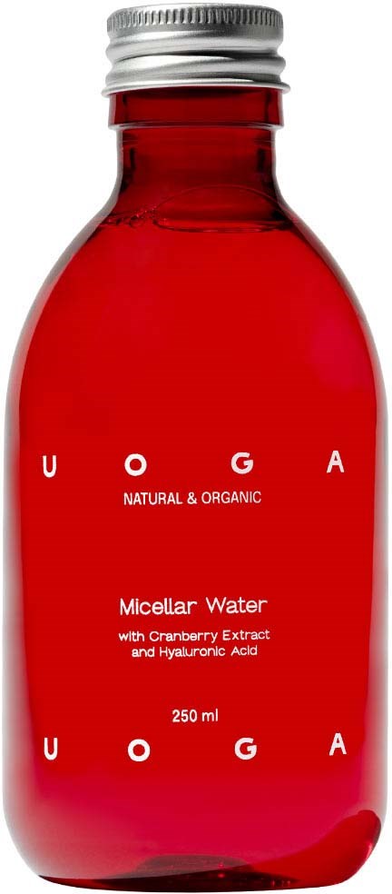 Eine rote Flasche mit 'O U G A' Beschriftung, Cranberry-Extrakt und Hyaluronsäure, 250 ml. Für Hautpflege.
