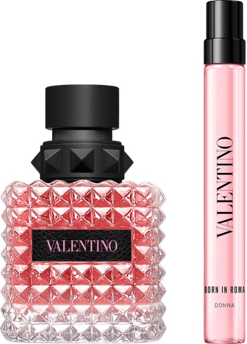 Zwei Valentino-Produkte: eine strukturierte rosa Parfümflasche und ein schlanker hellrosa Sprühflasche, beide mit Valentino-Marke.