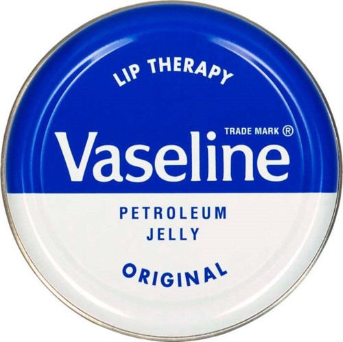Ein runder Behälterdeckel mit blauer und weißer Farbe, zeigt das Vaseline-Logo und Produktname für Lippenpflege.