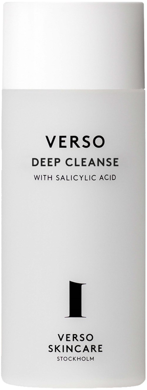 En vit flaska märkt Verso Deep Clean med salicylsyra från Verso Skincare i Stockholm.