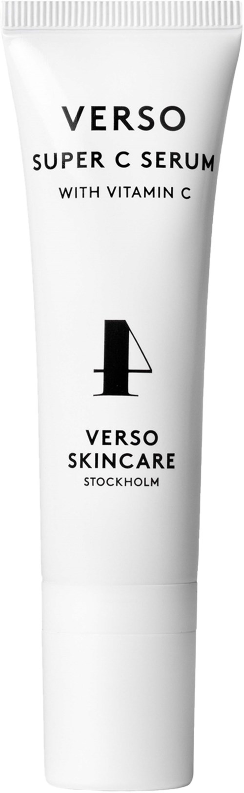 Een witte tube met de tekst Verso Super C Serum met Vitamine C, van Verso Skincare, Stockholm.