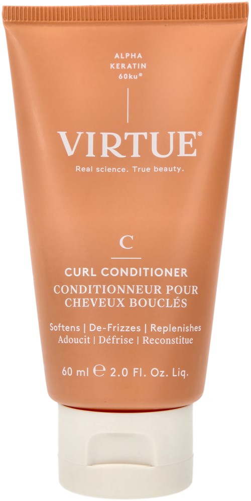 En peachfärgad tub med Virtue Curl Conditioner med vit text, inklusive märkesnamn och produktdetaljer.