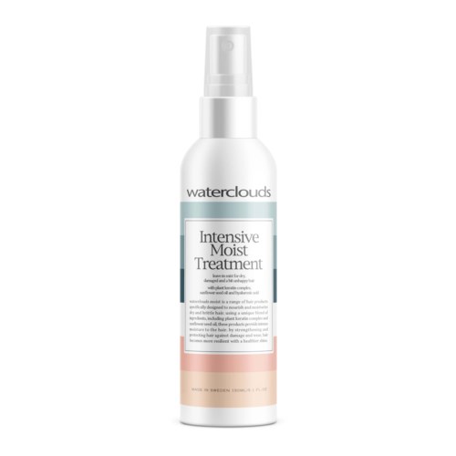Een witte sprayfles met label Waterclouds Intensive Moist Treatment en doorzichtige dop.