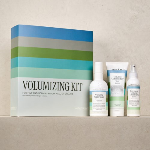 Haarverzorgingsset met shampoo, conditioner, spray en behandeling, allemaal Waterclouds genoemd, voor een doos.