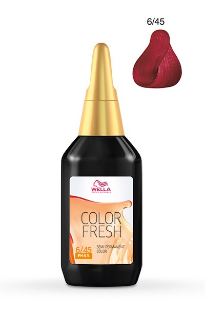 Een fles haarverf met een rode kleurmonster en een gouden dop, gelabeld Wella Color Fresh met 6/45.