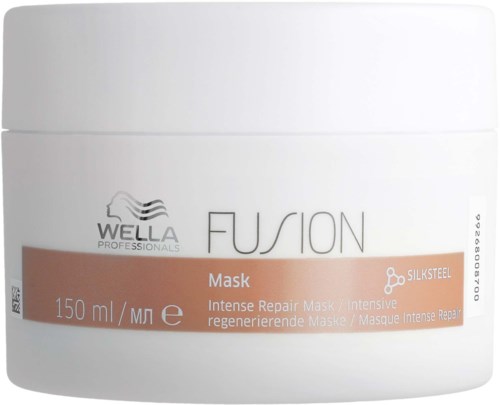 Witte pot Wella Fusion haarmasker met bruine label, tekst vermeldt herstel, intensieve behandeling, 150 ml.