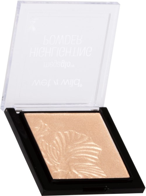 En kompakt highlight med ett transparent lock och en guldig glans inuti.