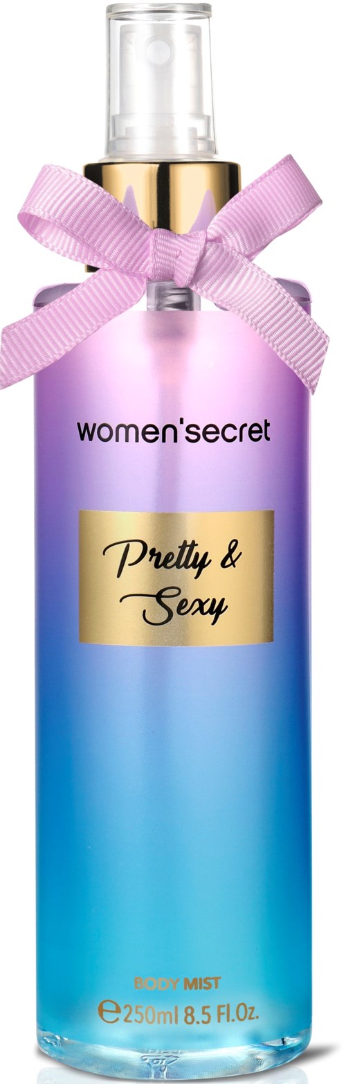 Een sprayfles met roze lint, van paars naar blauw verloop, gelabeld 'Women Secret Pretty & Sexy', 8,5 floz.