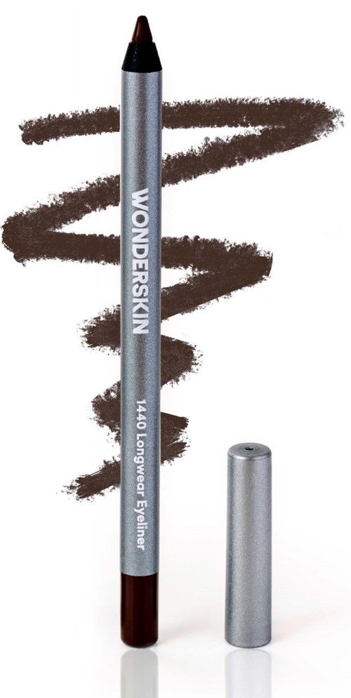 En brun eyeliner-penna märkt 'WONDERSKIN' med ett lock bredvid, som ritar vågliknande linjer.