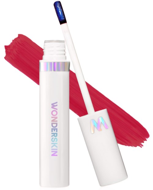 Lippenbalsemverpakking met spiegel en een rode lippenstift-achtergrond. De branding zegt 'WONDERSKIN'.