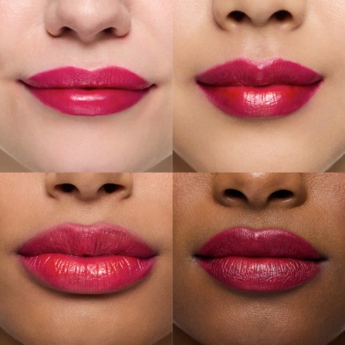 Vier verschillende lip make-up stijlen in close-up foto's, tonen glanzende en matte afwerkingen op verschillende huidskleuren.