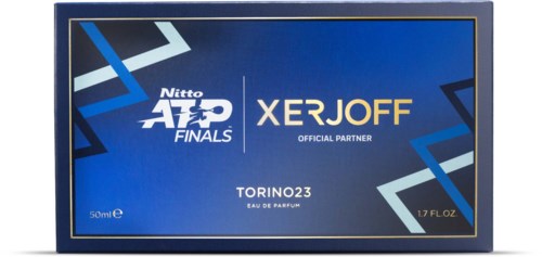 Een blauwe doos met tennismarkering, ATP Finals en Xerjoff parfum, alles in wit en goud.