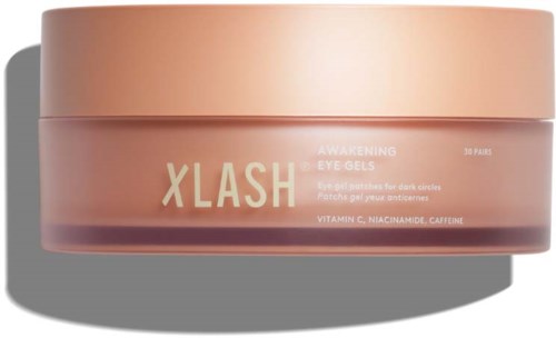 Een potje ooggel genaamd XLASH, met ingrediënten zoals vitamine C, niacinamide en cafeïne, voor het verminderen van donkere kringen.