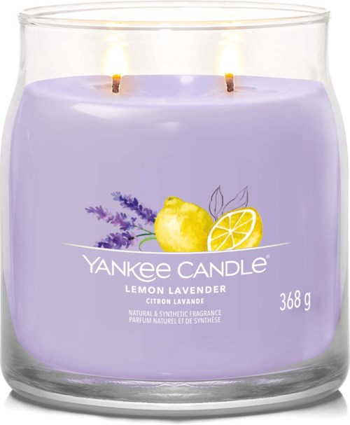 Lavendel en citroengeurige kaars in een glazen pot met twee lonten, 'Yankee Candle' en 368 gram.