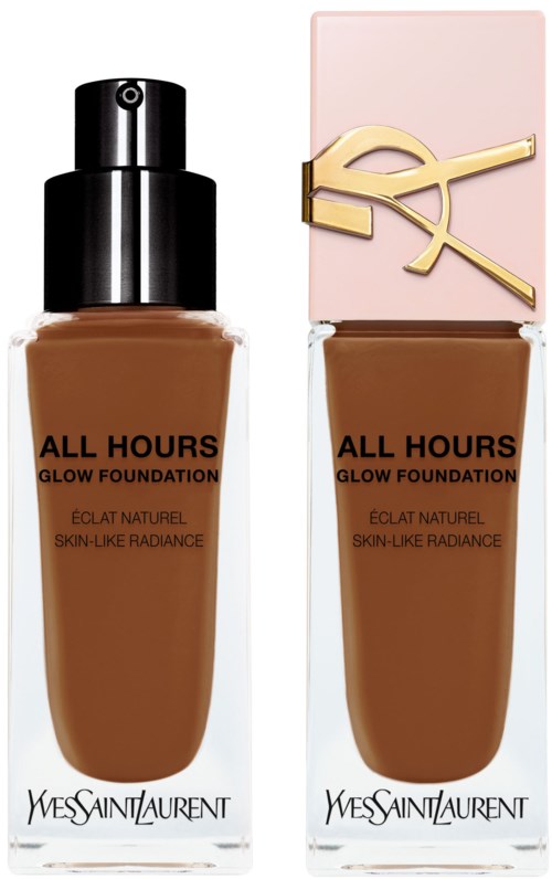 Zwei Flaschen Foundation von Yves Saint Laurent sind zu sehen, eine mit schwarzem Pumpspender und die andere mit rosa Deckel.