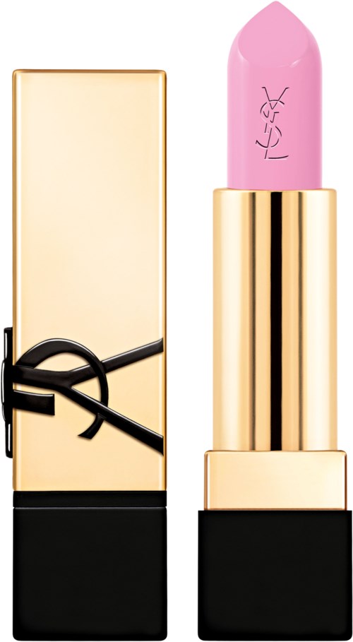 Ein rosa Lippenstift in goldener Hülse mit schwarzem Boden und einer reflektierenden Goldbox.